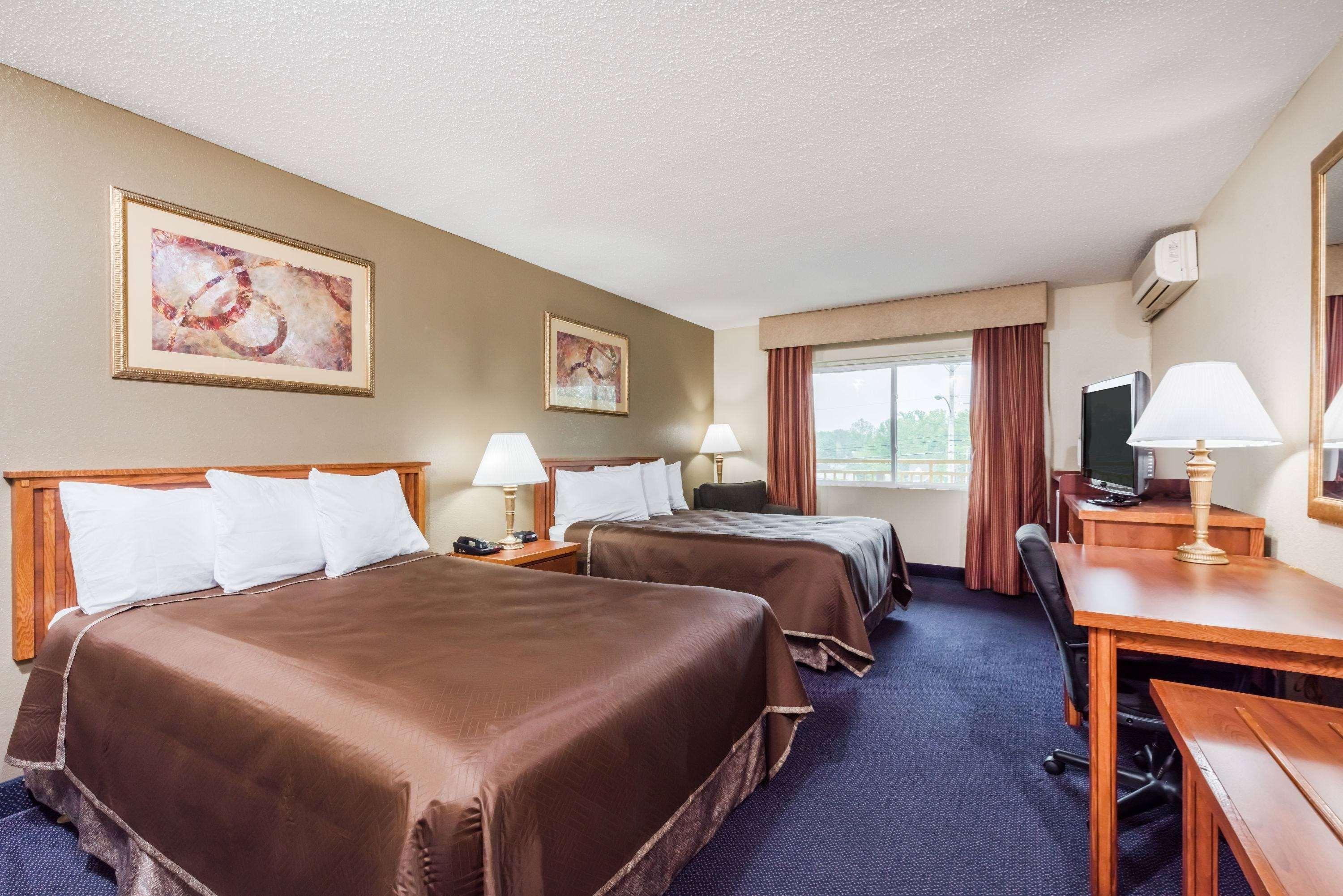 Red Carpet Inn Lancaster Millersville 外观 照片