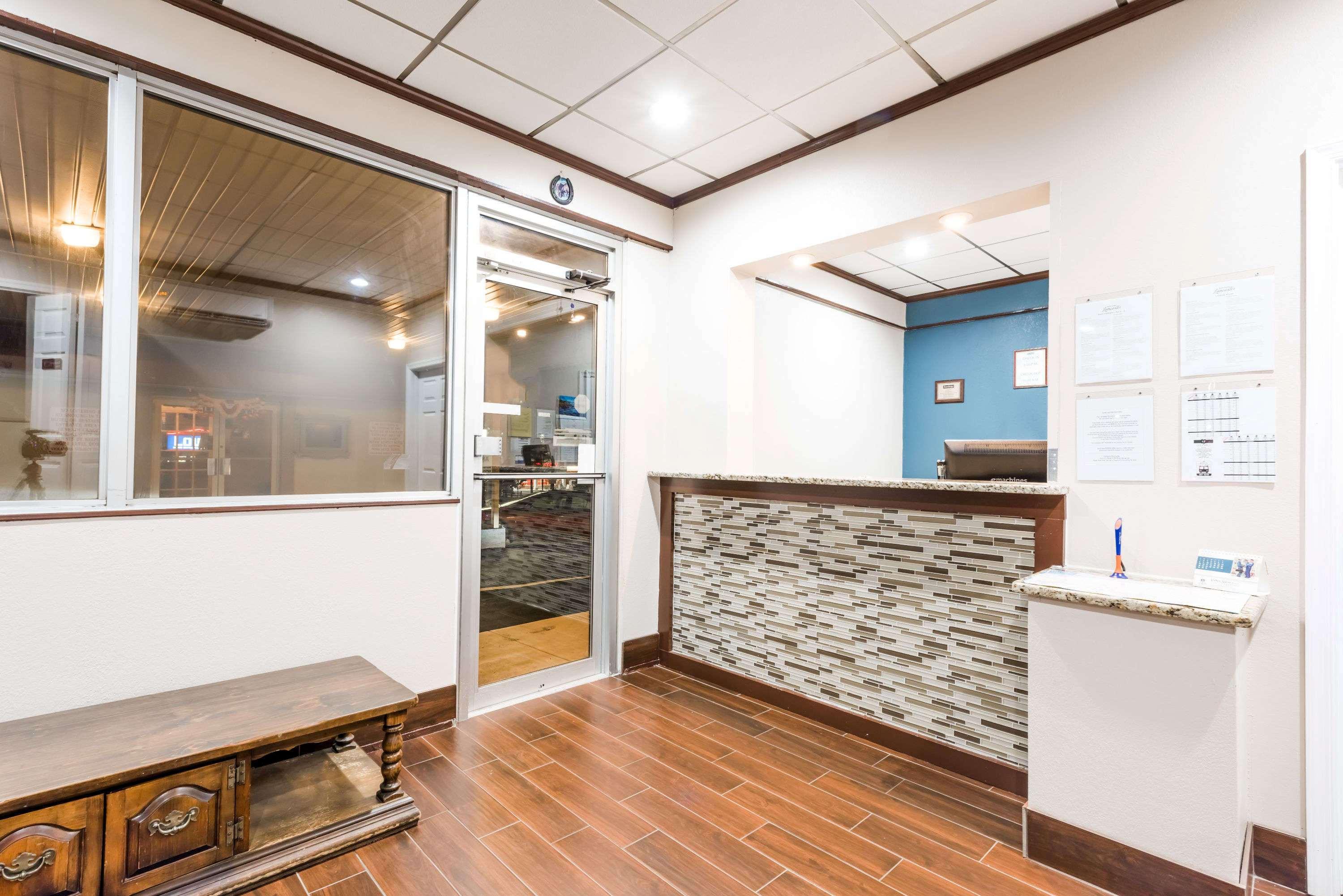 Red Carpet Inn Lancaster Millersville 外观 照片