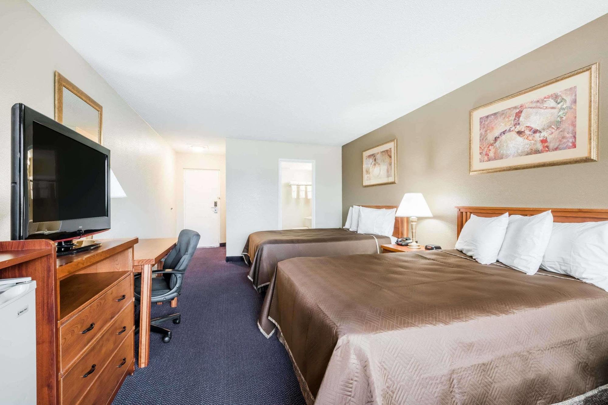 Red Carpet Inn Lancaster Millersville 外观 照片